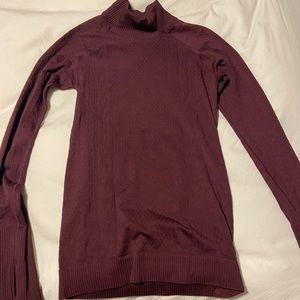 Lululemon turtleneck